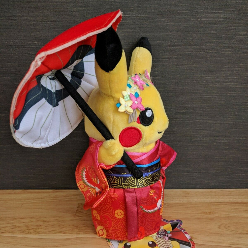 Pikachu in Traditional Japanese Costume Kimono - Picture 2 of 6